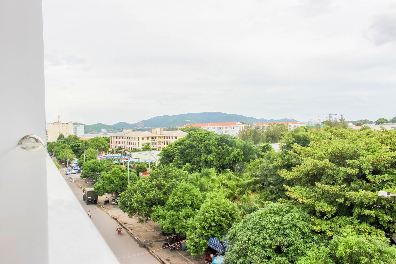 Hotel I Ngoc Huong Нячанг Экстерьер фото